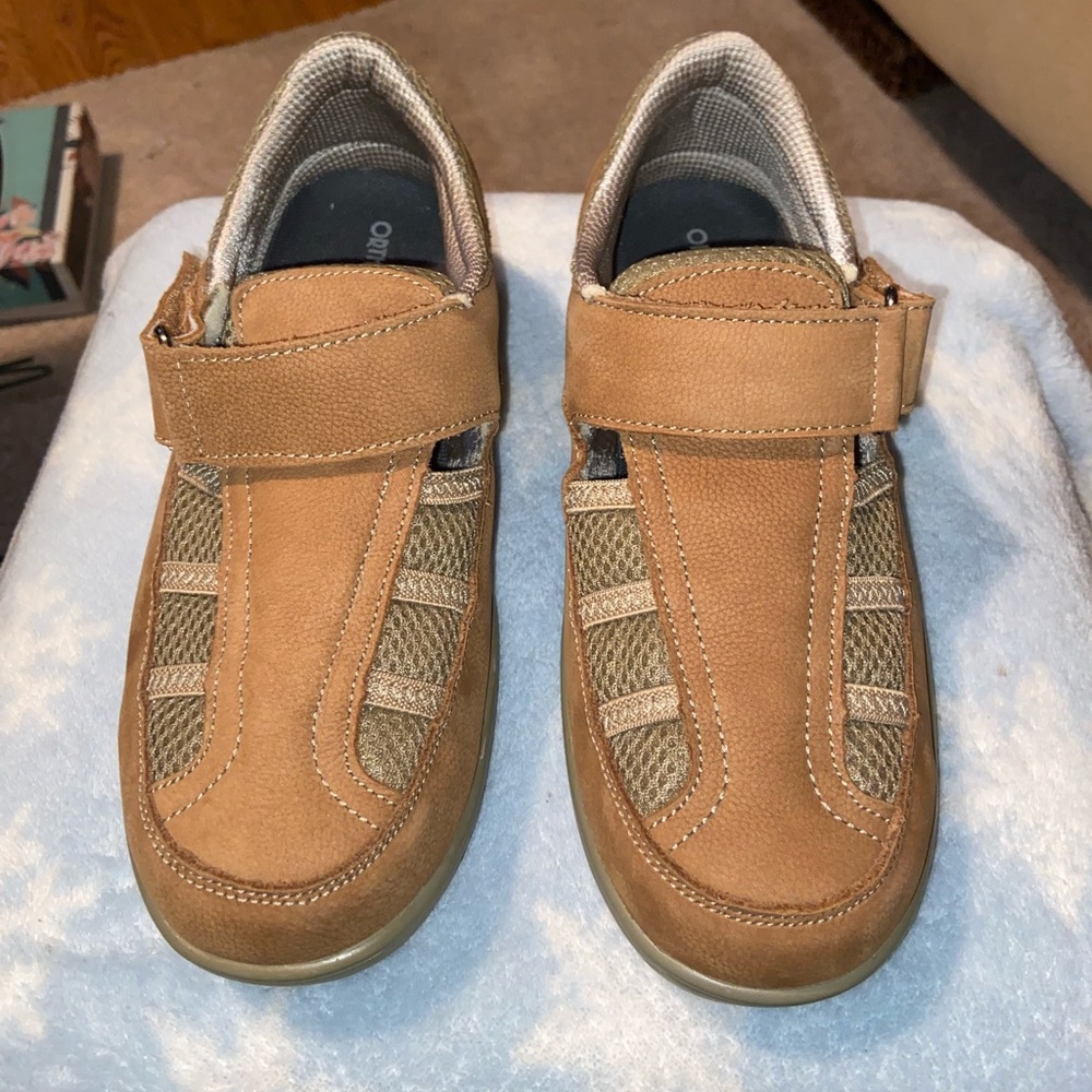 Orthofeet Woman’s Sarasota Beach, size 8 D Wide